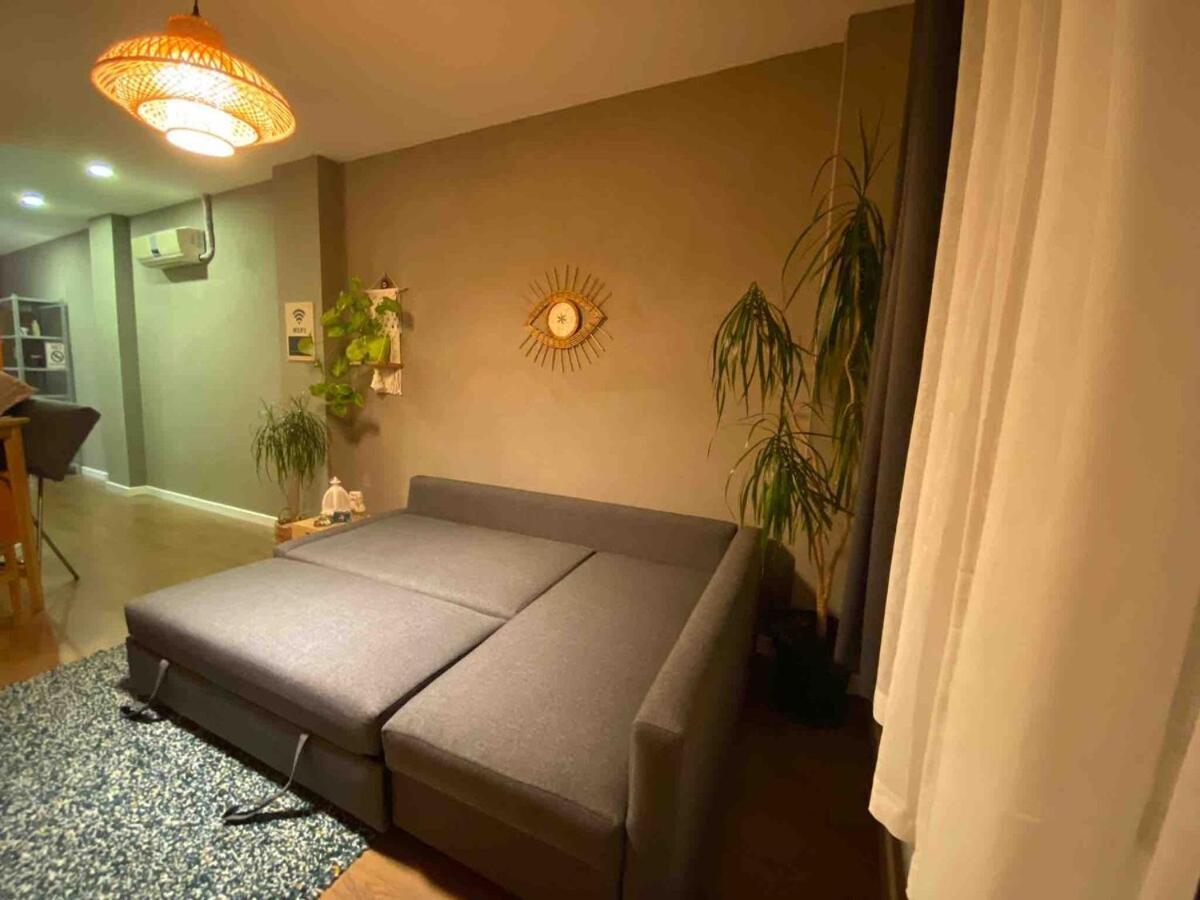 Cosy Flat With A Garden In Central Kadikoy Provincia di Provincia di Istanbul Esterno foto