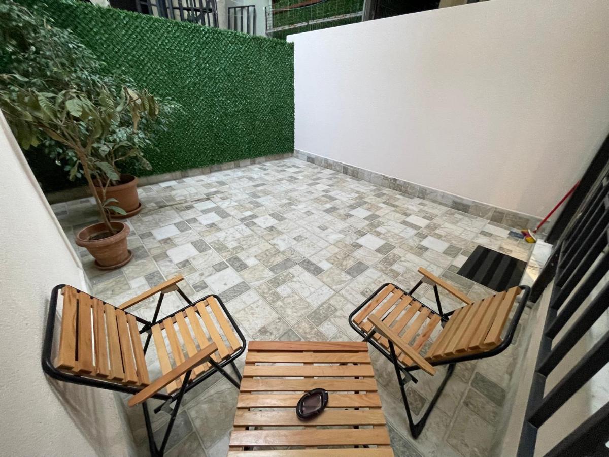 Cosy Flat With A Garden In Central Kadikoy Provincia di Provincia di Istanbul Esterno foto